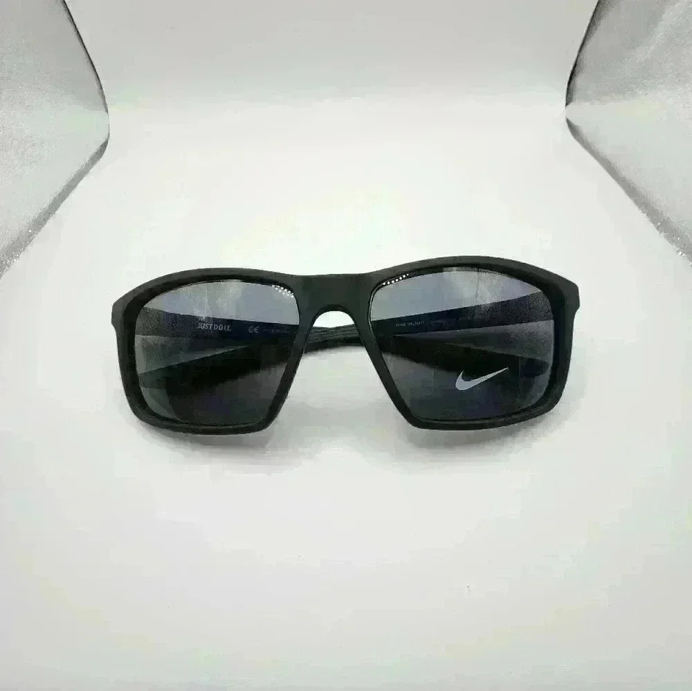 Nike Unisex Valiant Square Lens Sport Sunglasses Matte Anthracite